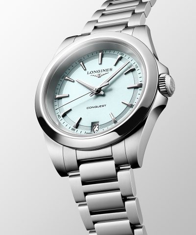 Alternative view of Longines Conquest 34mm - L3.460.4.92.6