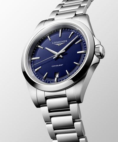 Alternative view of Longines Conquest 38mm - L3.750.4.92.6
