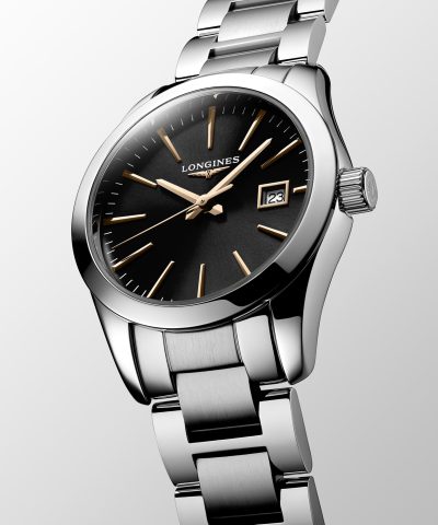 Alternative view of Longines Conquest Classic 29mm - L2.286.4.52.6