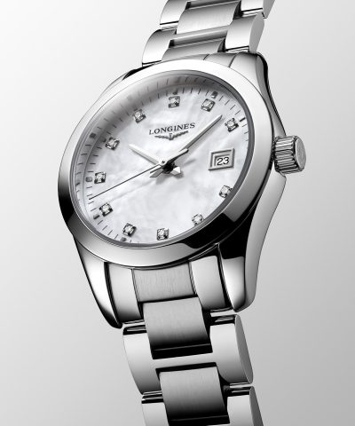 Alternative view of Longines Conquest Classic 29mm - L2.286.4.87.6