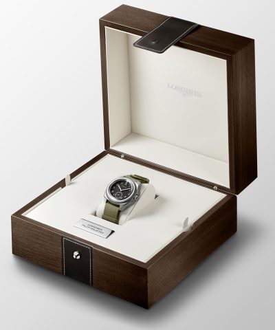 Alternative view of Longines Pilot Majetek - L2.838.4.53.8