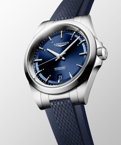 Alternative view of Longines Conquest 38mm - L3.720.4.92.9