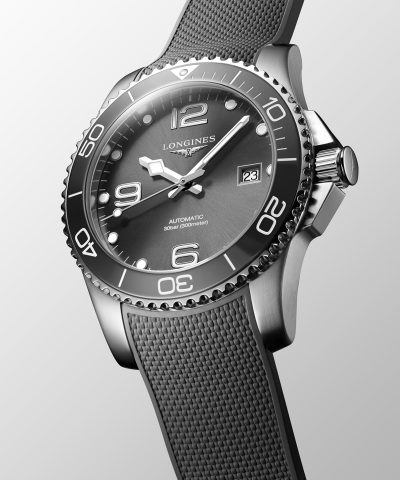 Alternative view of Longines HydroConquest Ceramic 41mm - L3.781.4.76.9